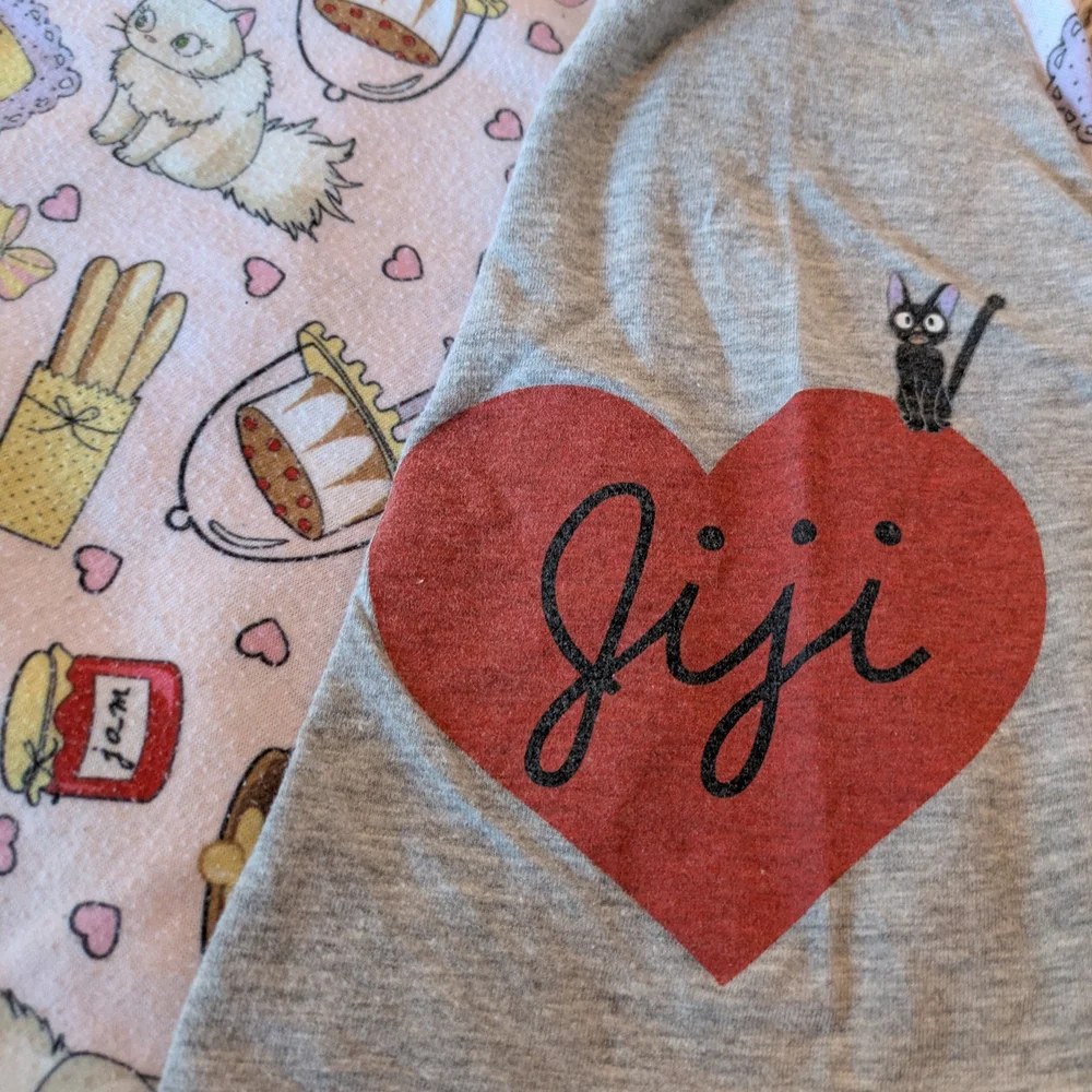 Her Universe 1X Spirited Away And Kiki Tees - Picture 5 of 6